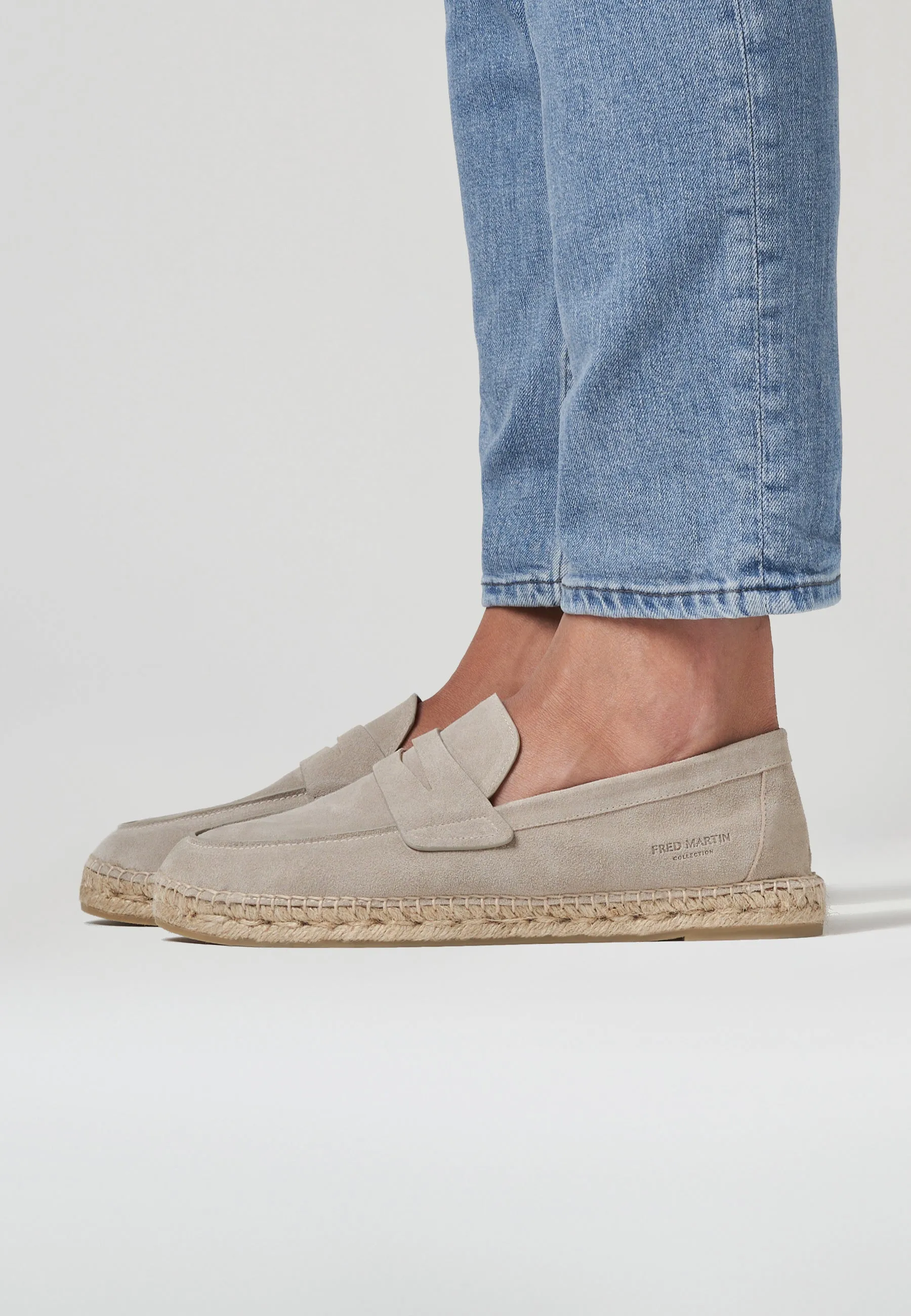 Loafers - Sand Suede