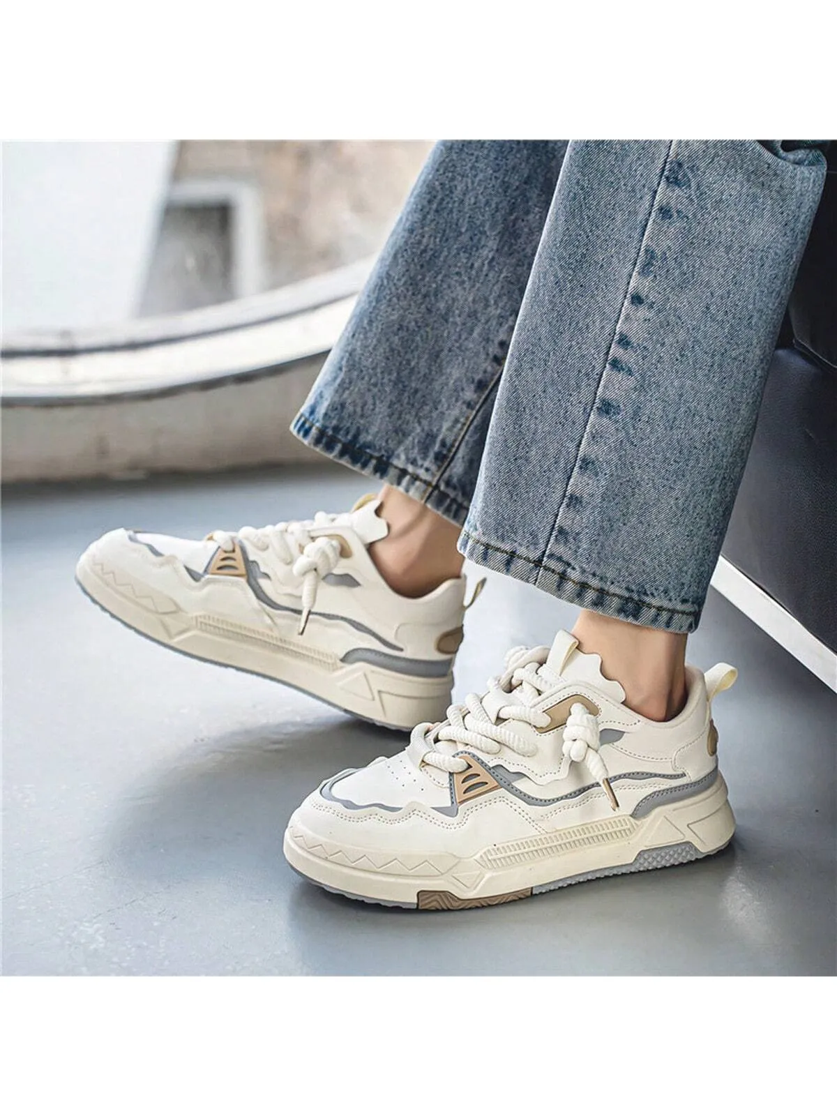 New Korean Style Fashionable Low Top Sneakers for Men