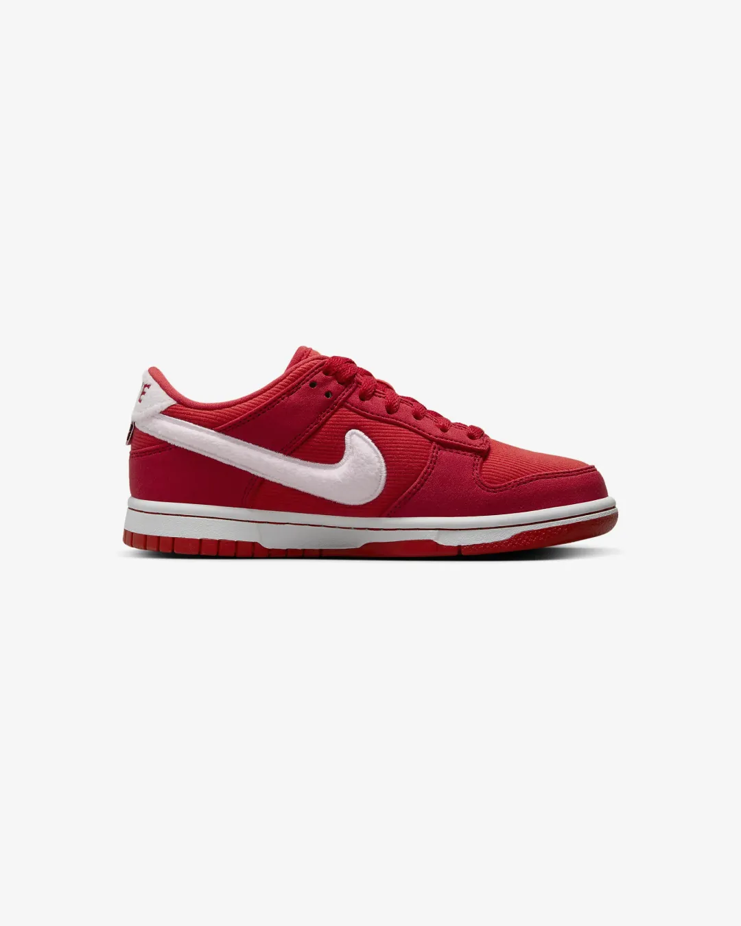 Nike SB Dunk Low ‘Valentines Day - Girls Don’t Cry’ Sneakers