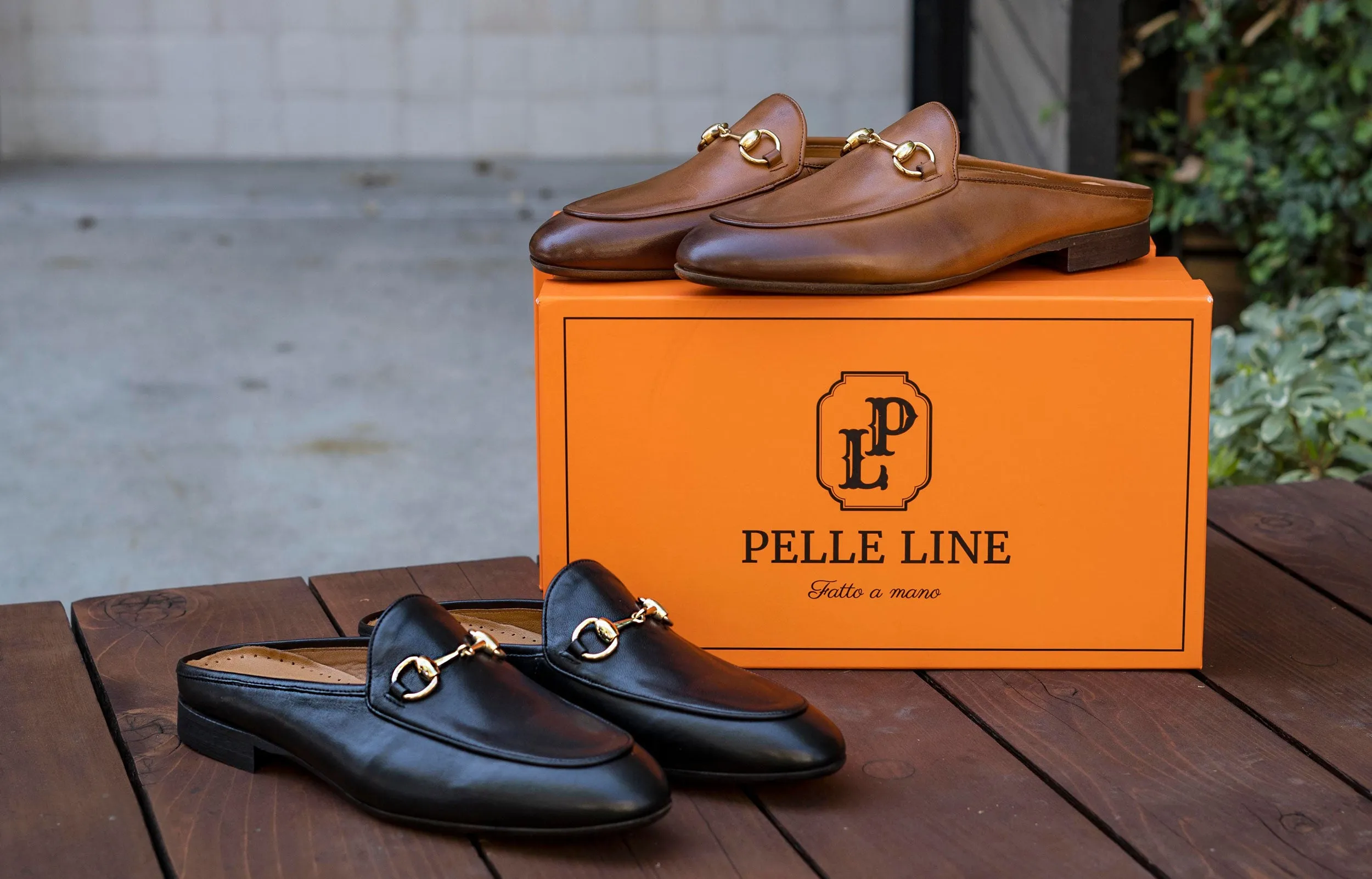 Pelle Calfskin Slip-On Slide Tan