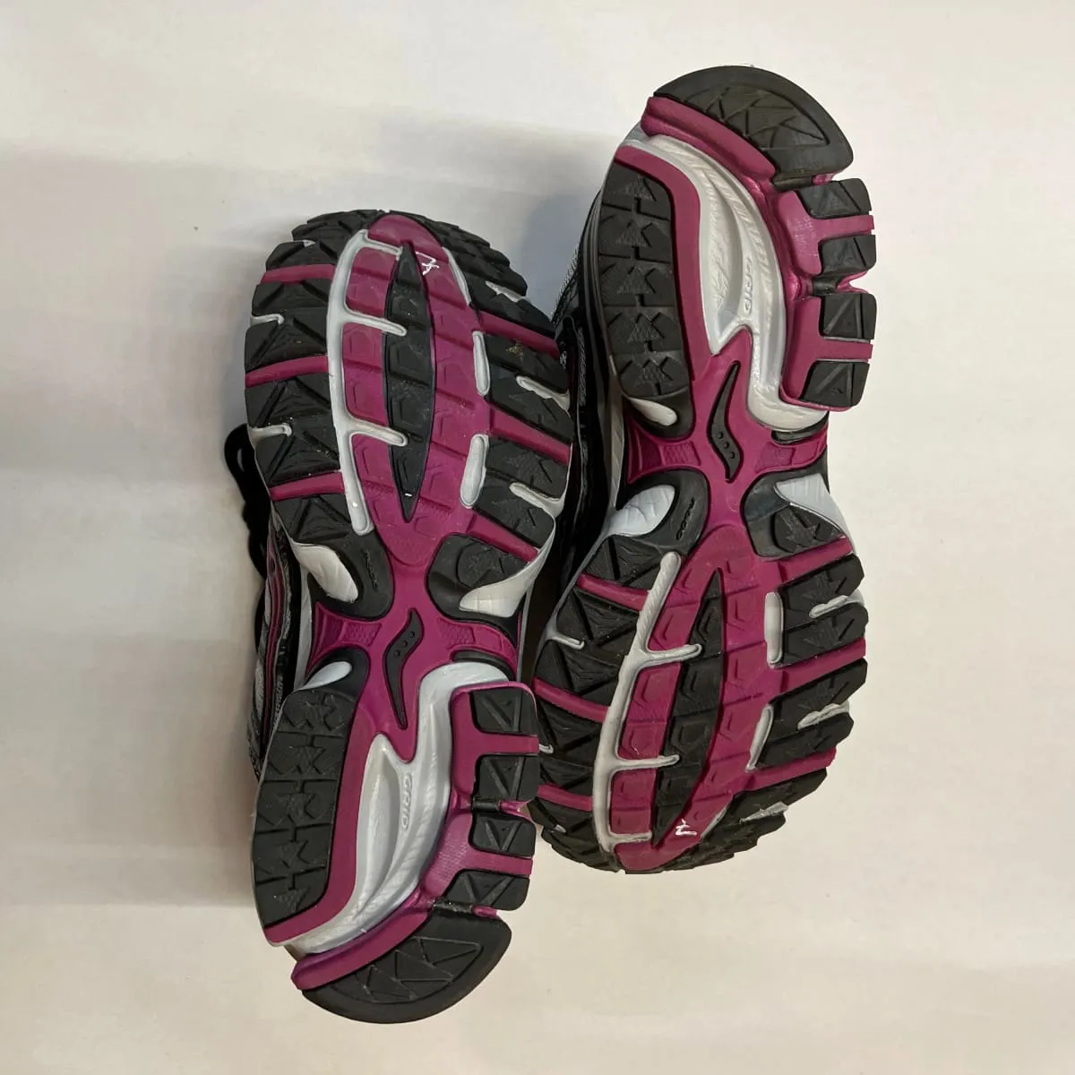 Women's Saucony Grid •Ramble TR2• Trail Running Size 7M Preowned